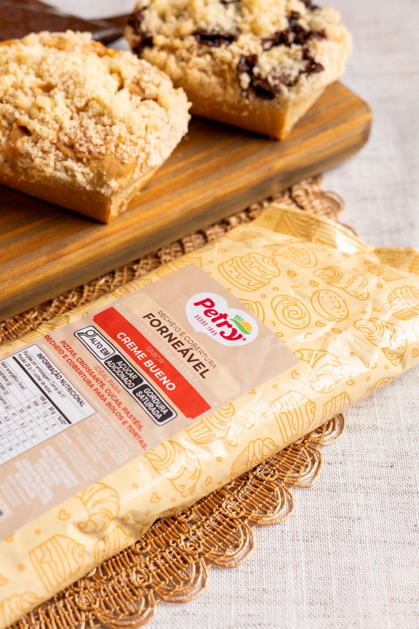 imagem de Recheio e cobertura Forneável Petry sabor Creme Bueno 1,005kg