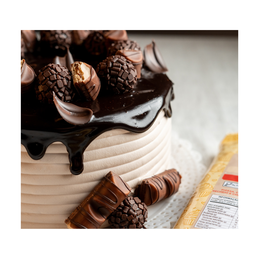 Torta Mousse de Bueno com Recheios Forneáveis Intenso e Creme Bueno